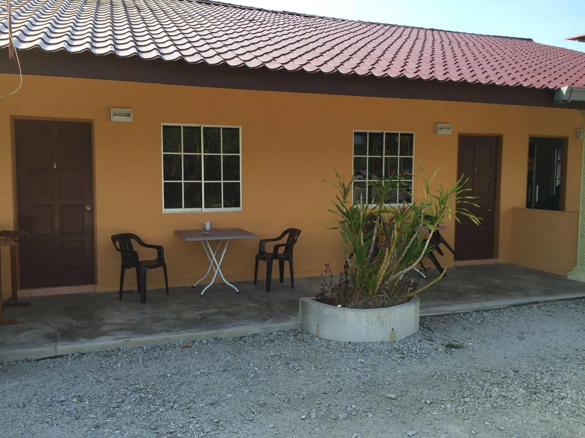 Tok Man Inn Langkawi Exteriör bild